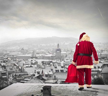 Santa-wallpaper-10105812.jpg