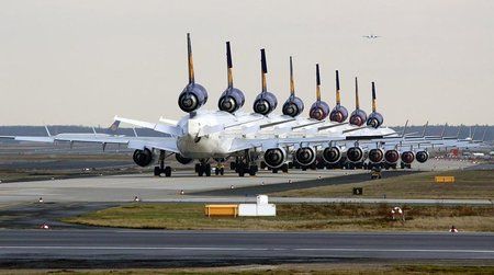 LH MD-11F Freighters neckisch parked @ FRA.jpg