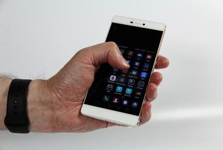 Huawei-Ascend-P8-Einhandbedienung-630x424.jpg