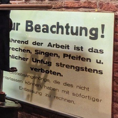 Zur Beachtung.jpg