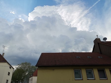 2021-06-04_01_Wolken-ziehen-auf_08.jpg