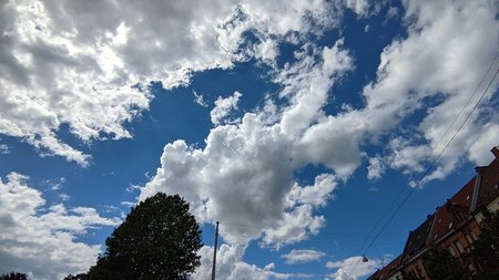 2021-07-07_Wolken-auf-dem-Heimweg_Poco-F3-GCAM_01.jpg