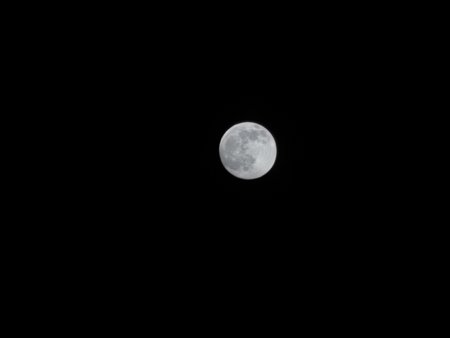 2022-04-15_Vollmond_01.jpg