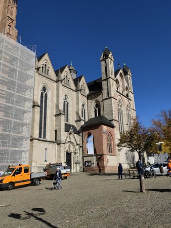 2022-10-11_Wetzlaer-Dom_06.jpg