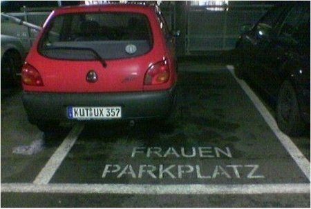 FrauenParkplatz.jpg